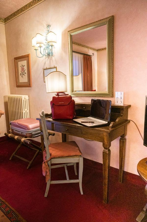 Hotel Boccaccio Calcinaia Εξωτερικό φωτογραφία
