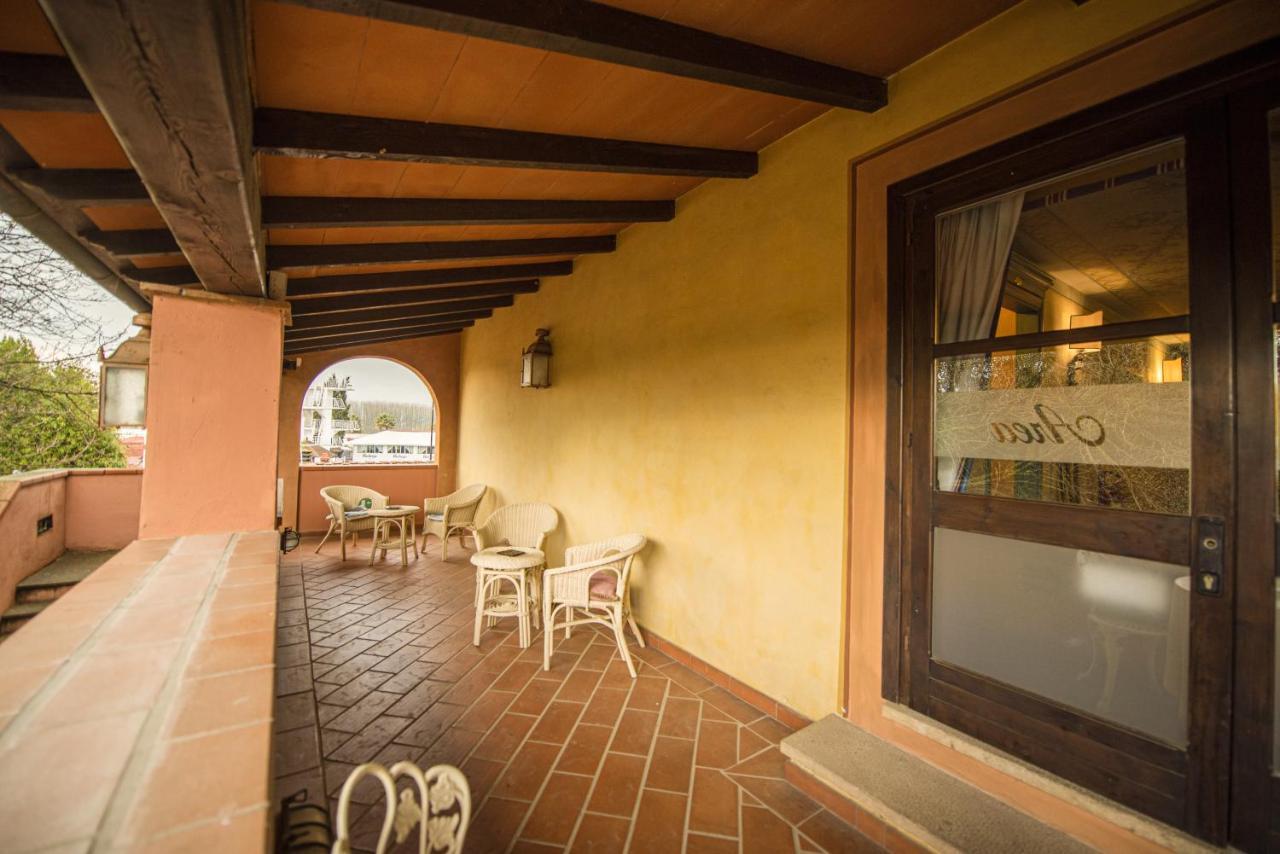 Hotel Boccaccio Calcinaia Εξωτερικό φωτογραφία