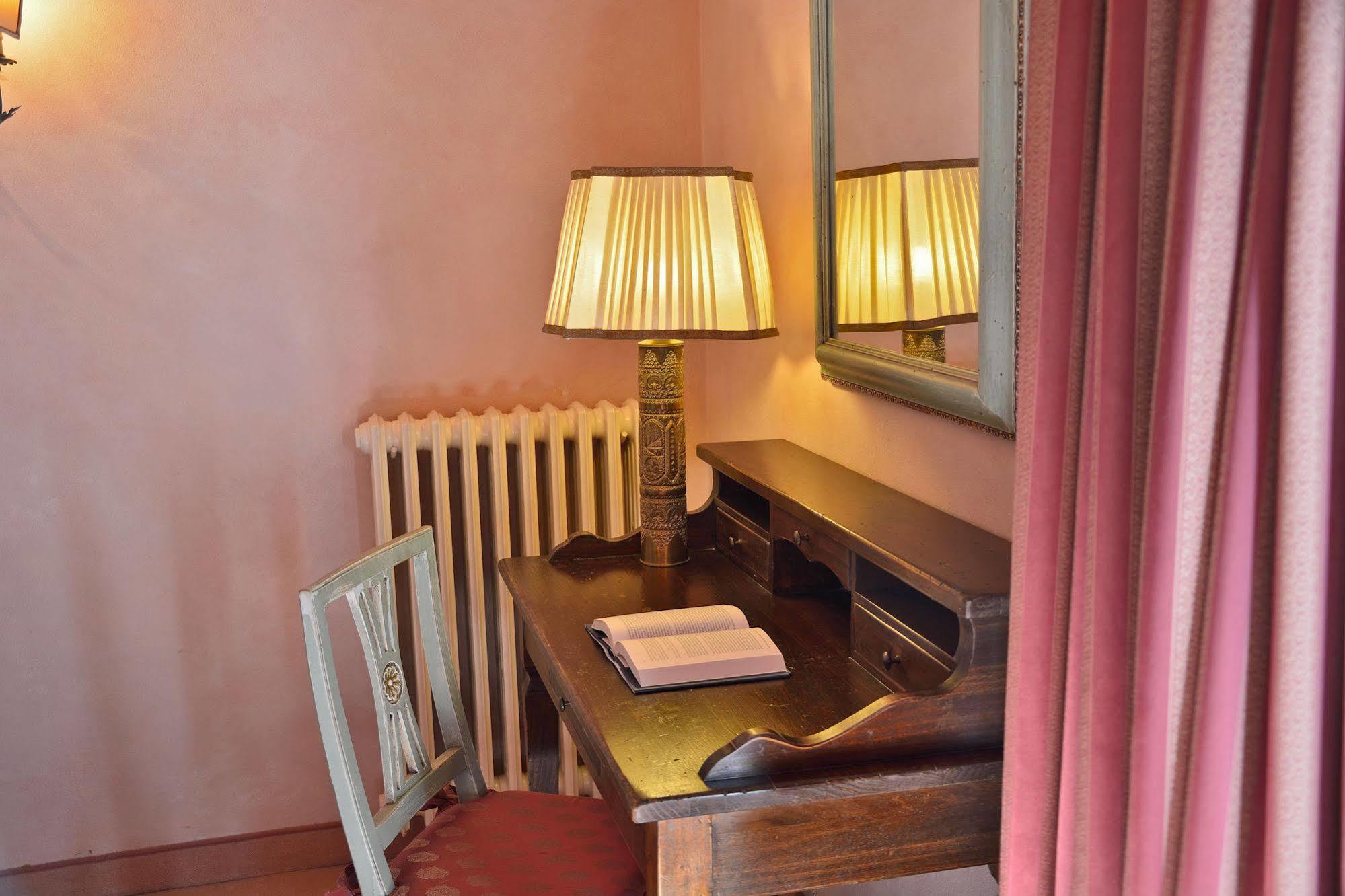 Hotel Boccaccio Calcinaia Εξωτερικό φωτογραφία